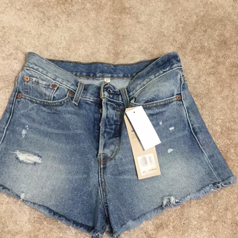 Levi’s jean shorts wedgie fit